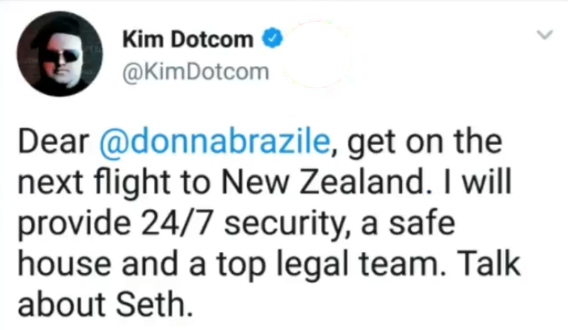 2-Kim-Dotcom-offers-safe-passage-to-Donna-Brazile.jpg
