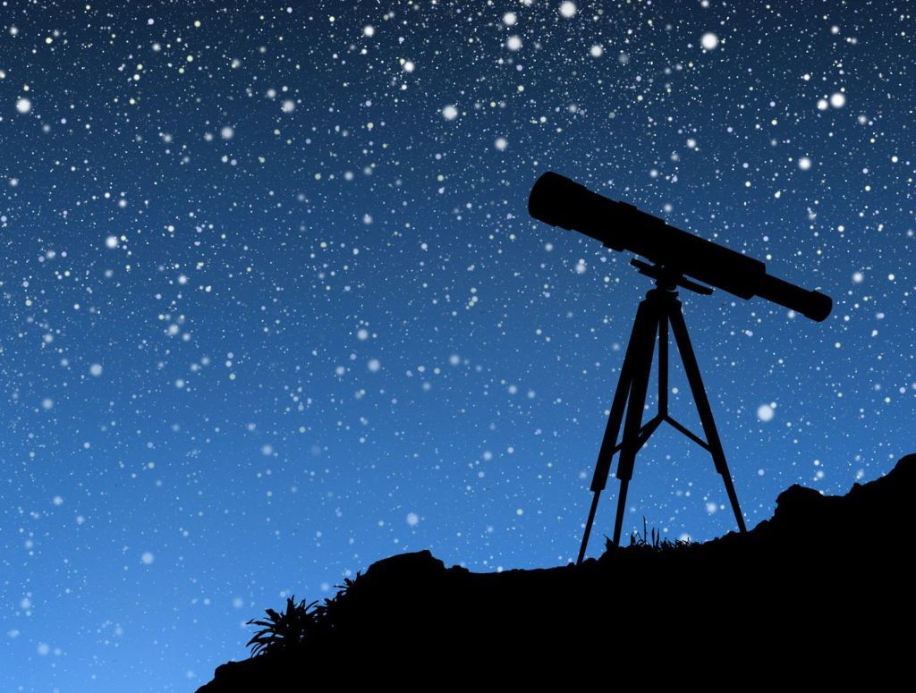El-telescopio-nos-ayuda-a-ver-las-estrellas-las-constelaciones-las-nebulosas-y-diferentes-planetas.jpg.jpg