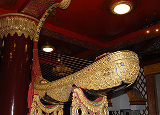 myanmar-harp2.jpg