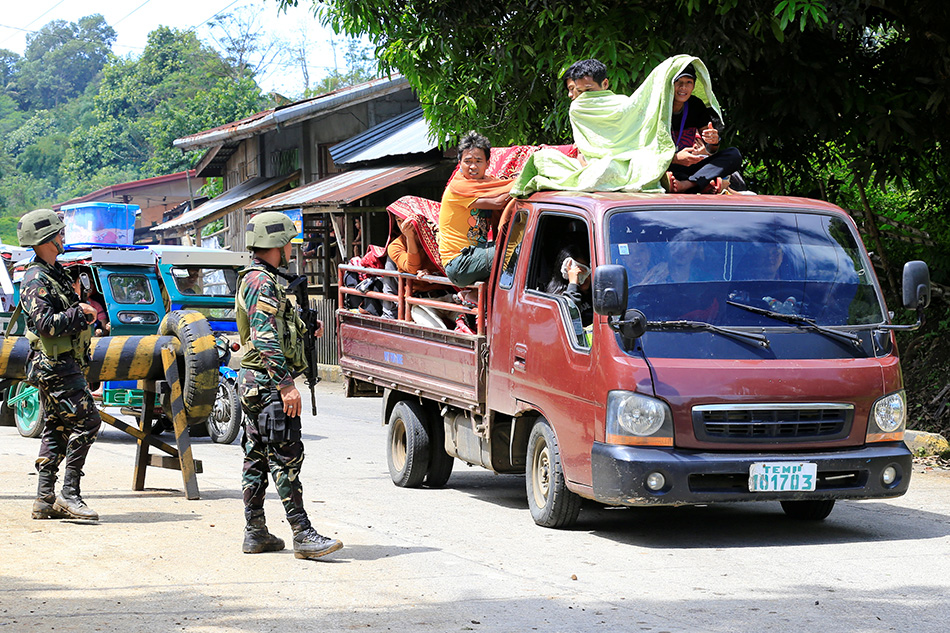 checkpoint-marawi - abs cbn 2.jpg