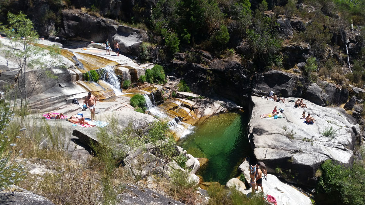 cascata-lagoa-geres-tahiti.jpg