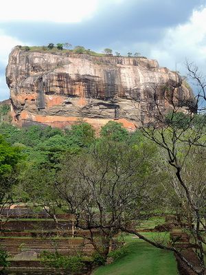 Sigiriya_Citadel-Rock.jpg