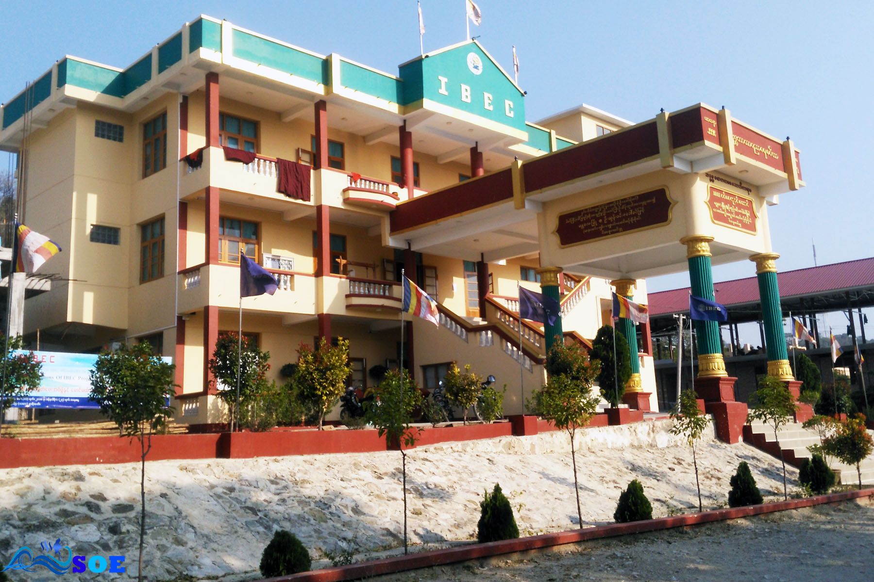 05.jpg