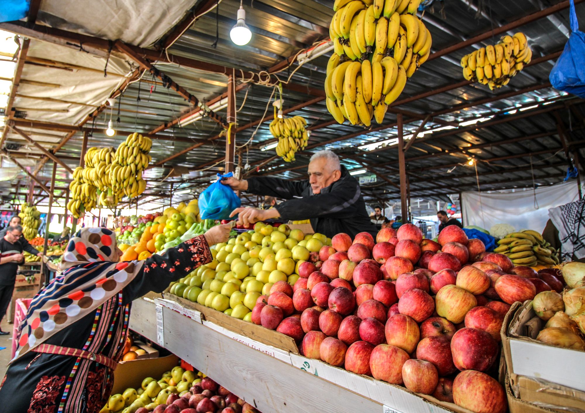 market-ramallah.jpg