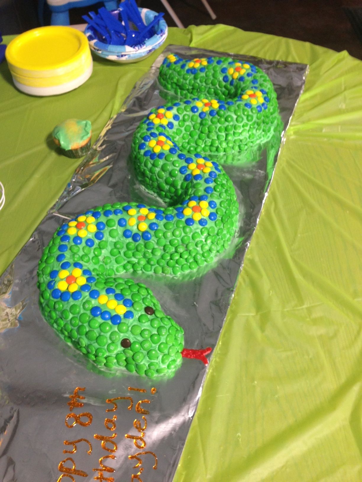 Esther's Snake Cake - CakeCentral.com