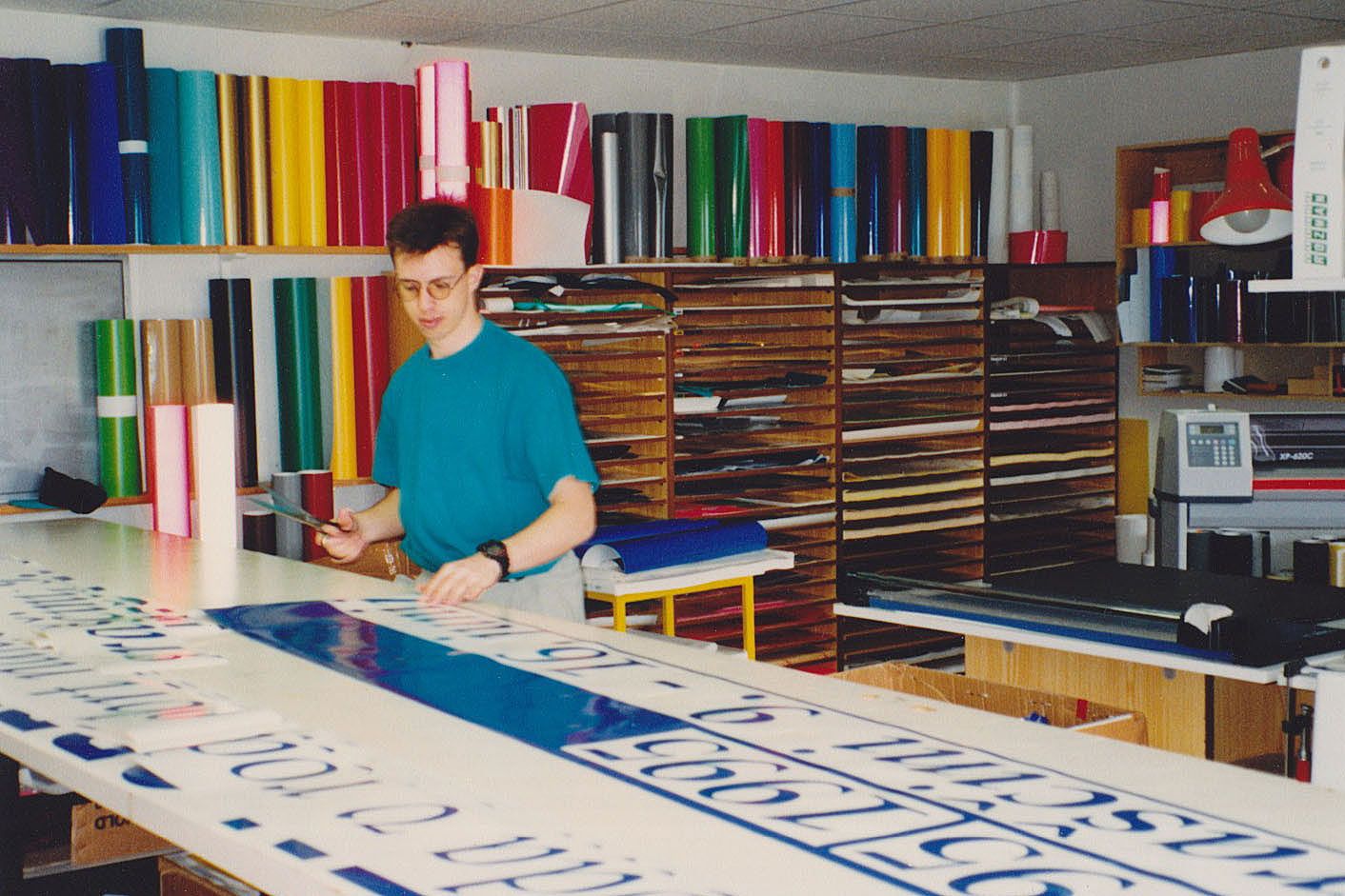 Photo of Valentin Rozman during sign-making