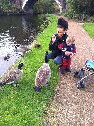 leon and mummy feeding the geese.jpg