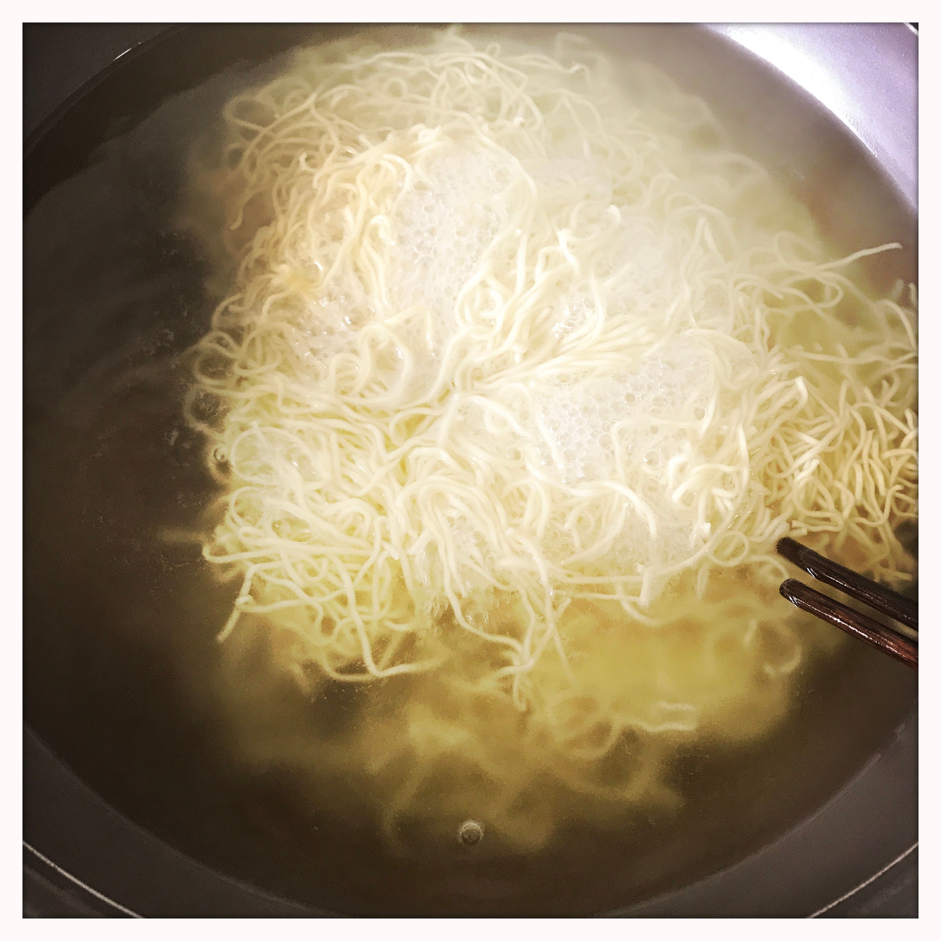 第一次做香港炒面 first time cook Hong Kong Fine Noodle