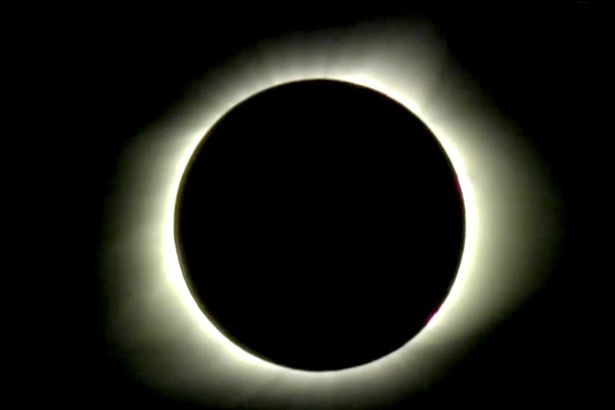 Solar-Eclipse-2017-LIVE-Watch-as-the-moon-passes-in-front-of-the-sun-in-rare-celestial-event.jpg