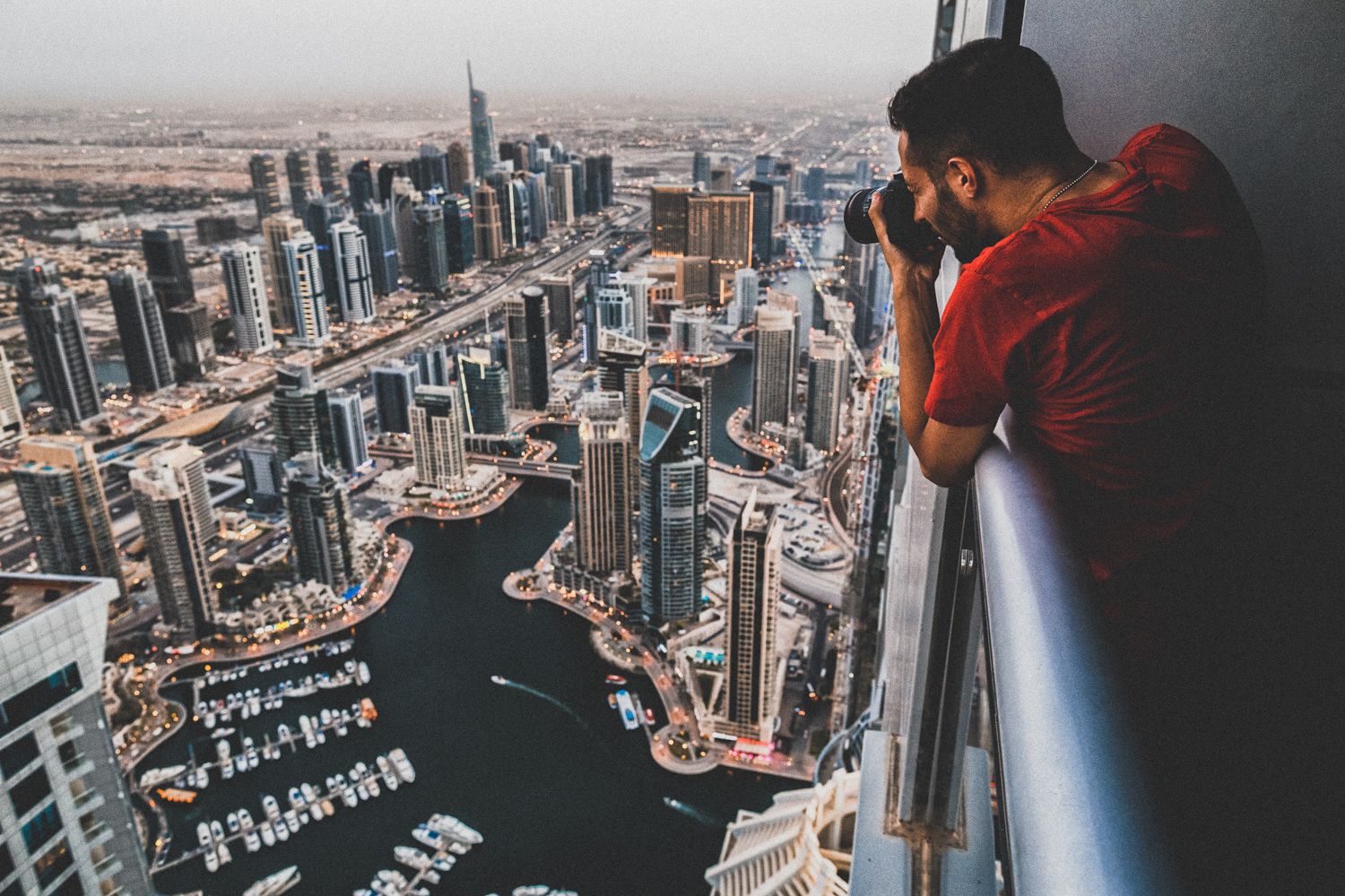 Jeff Lombardo Photographs Dubai Marina.jpg