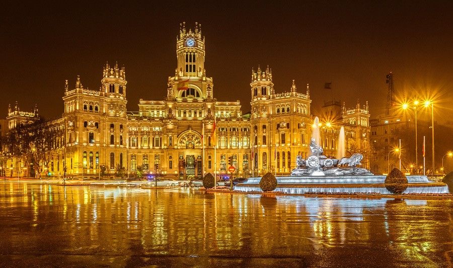 madrid_plaza_de_cibeles_oeser_by_nightline-d8w7i25.jpg