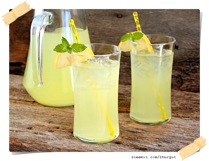Applebee's Lemonade.jpg