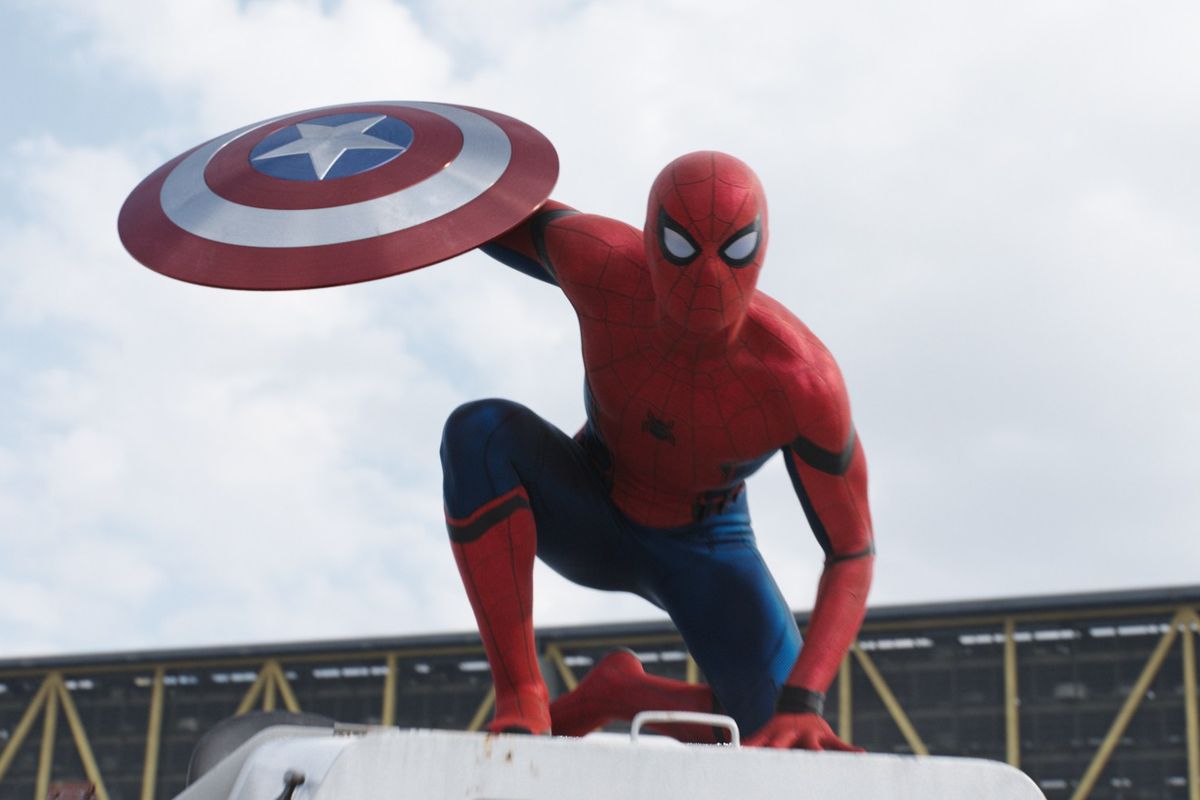 Captain-America-Civil-War-Spider-Man-Shield-Official.0.0.jpg