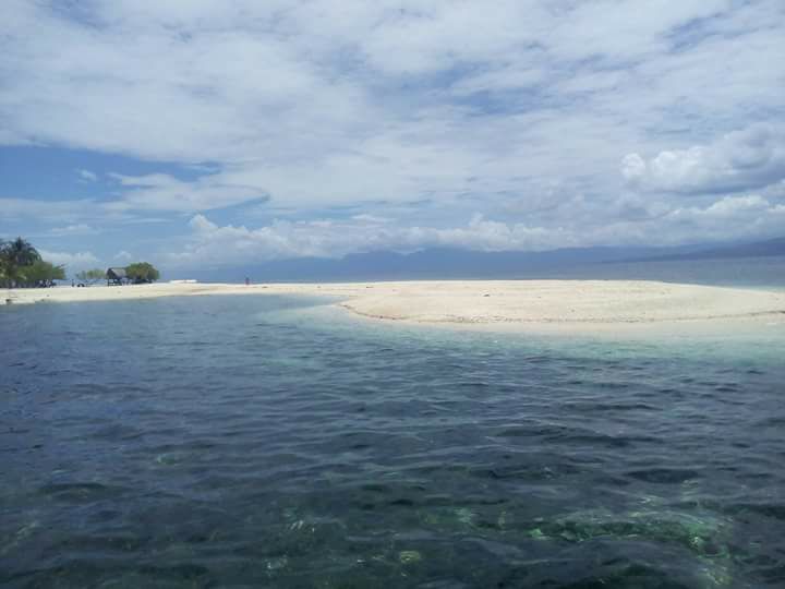 28313929_1652271994861836_737847512_n (1).jpg