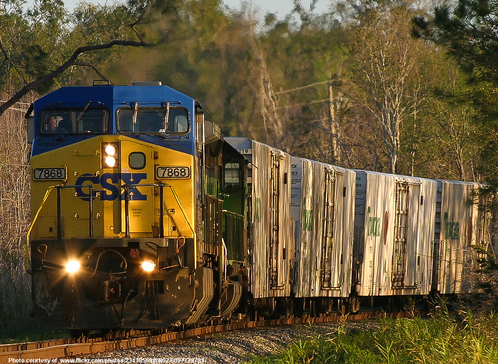 FreightTrain-001-090317.jpg