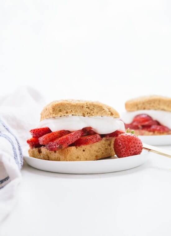 healthy-strawberry-shortcake-recipe-550x757.jpg