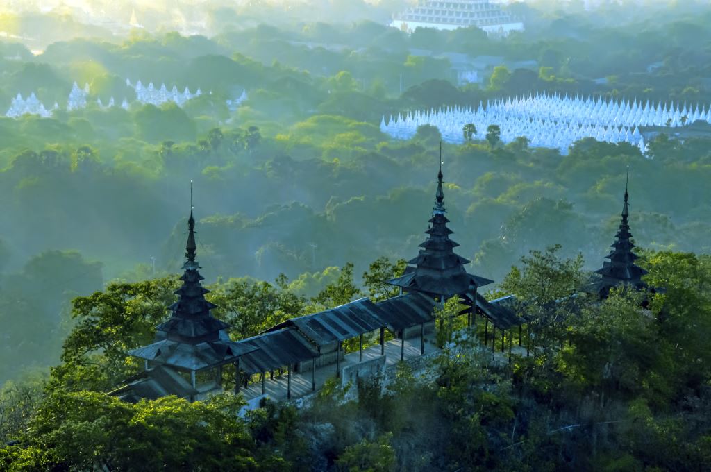 ce_Mandalay_Hill_Winter__mandalayhillwinter.jpg
