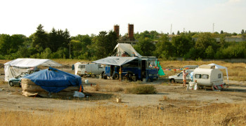 03 NomadicVillage03.jpg