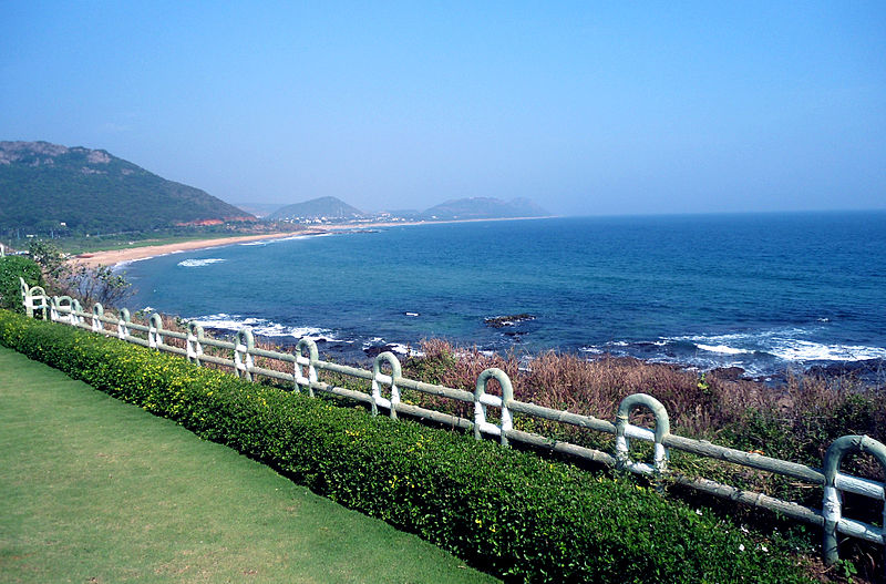 800px-Bay_of_Bengal_View_at_Tenneti_Park_in_Visakhapatnam.JPG
