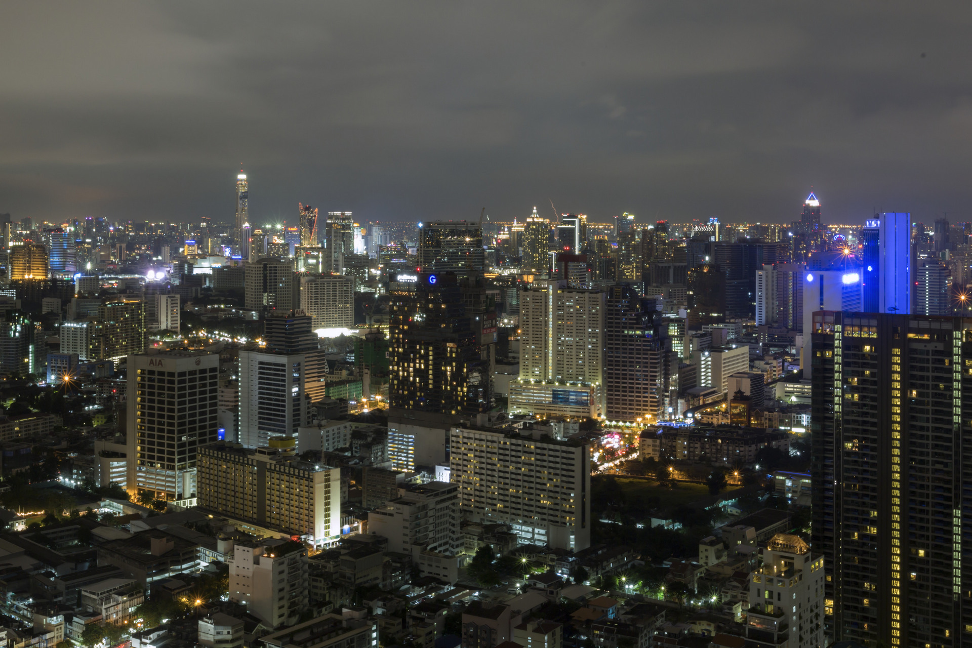 Baiyoke Tower 2 in a distance. It's the ex-tallest building in Thailand