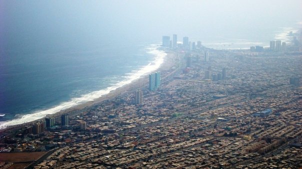 Vuelo de transición desde Alto Hospicio hasta playa brava en Iquique....jpg
