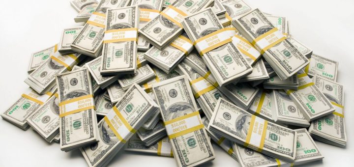 GTY_stock_cash_pile_money_dollar_bills-thg-130726_33x16_1600-720x340.jpg
