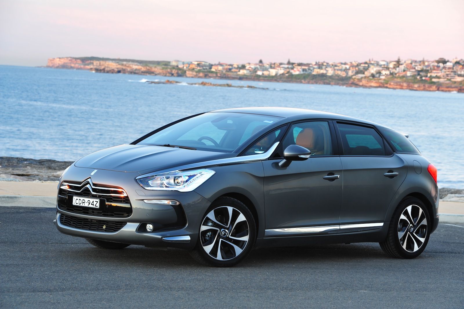 Citroen-DS5-2.jpg