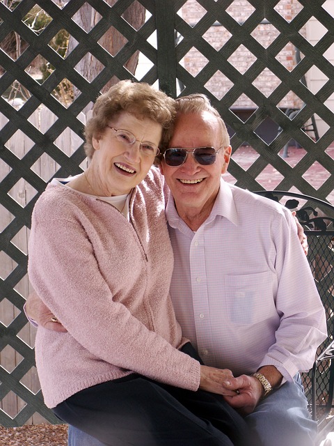 old-couple-2261495_640.jpg