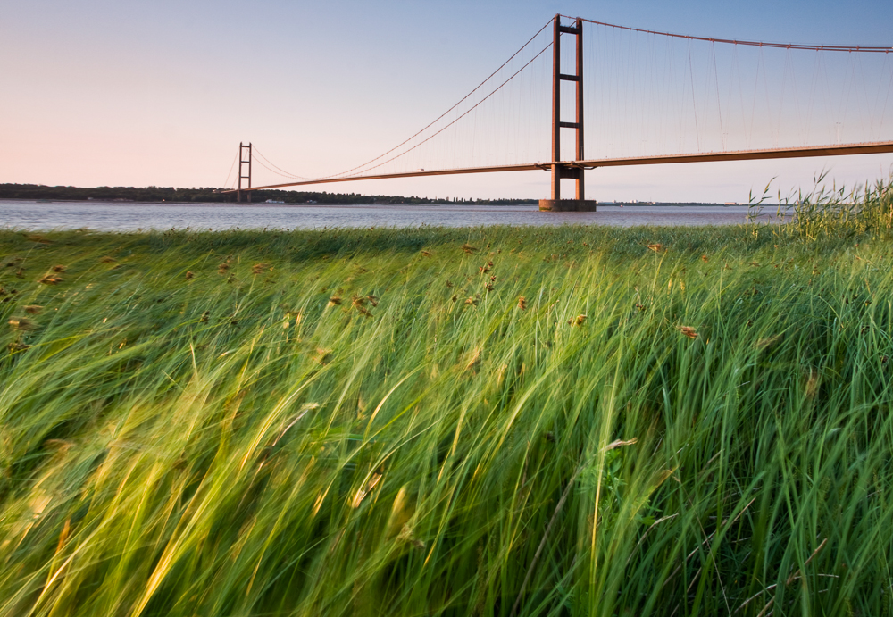 Humber bridge 2012.jpg