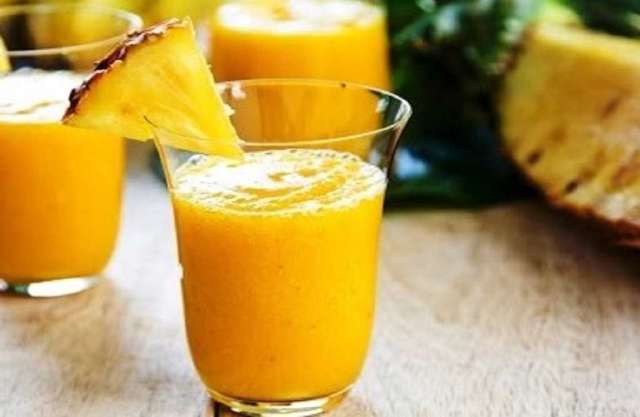 Fresh-Pineapple-Juice-Recipe-converted-1.jpg