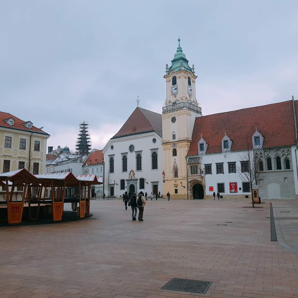 부자(父子)의 동유럽 여행기 #9] 당일치기로 여행하기 딱 좋은 브라티슬라바!! — Steemit