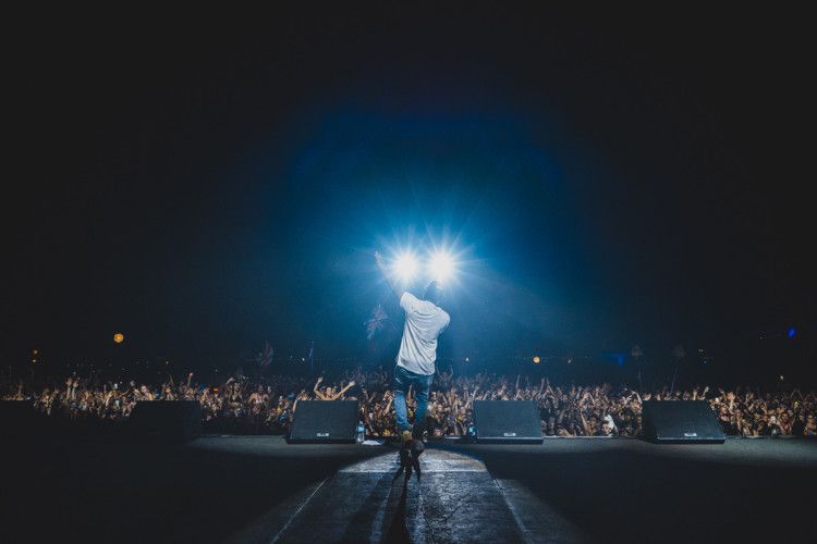 Kendrick-Lamar-Headlines-2015-Pemberton-Music-Festival-750x500.jpg