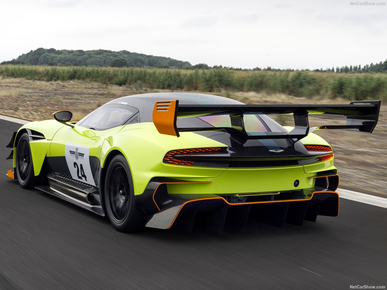 Aston_Martin-Vulcan_AMR_Pro-2018-1280-0a.jpg