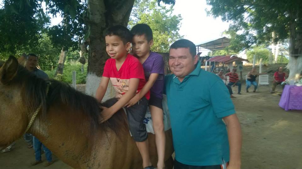 EN CABALLO.jpg