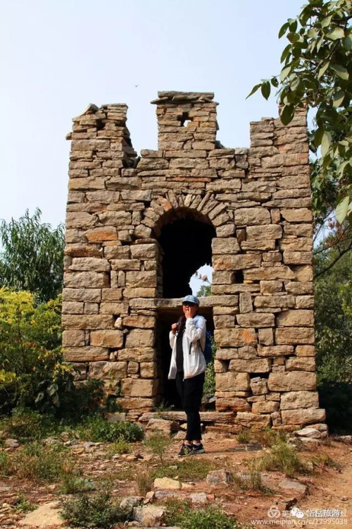 Erqilou (Two-storey Stone Building)Village-- the Most Beautiful Ancient Stone Village