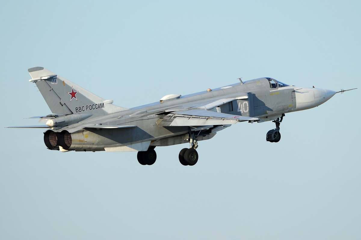 Sukhoi_Su-24MR,_Russia_-_Air_Force_AN1995081.jpg