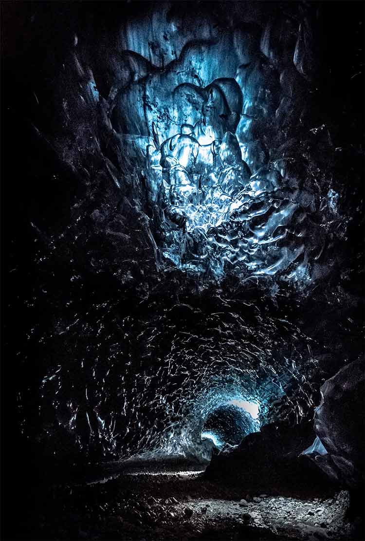 ภาพบรรยากาศแสนงดงามของถ้ำน้ำแข็ง-Breidamerkurjokull-ในไอซ์แลนด์-6.jpg