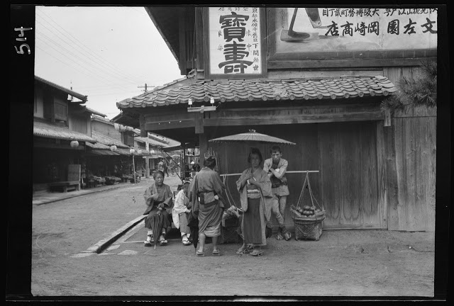 Japan-1908-Arnold-Genthe-3.jpg