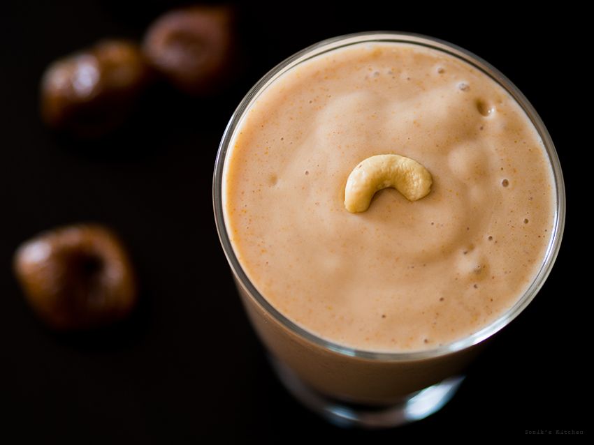 Fig-and-Banana-Smoothie.jpg