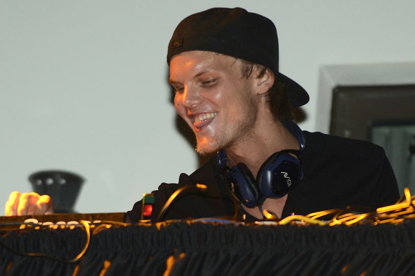 avicii-performs-at-house-for-hunger-at-ultra.jpg