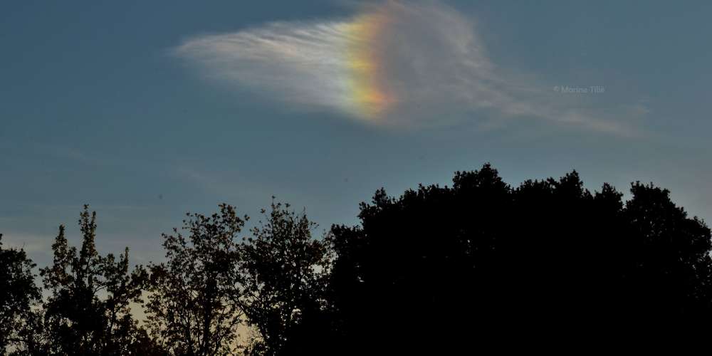 ce-rare-nuage-colore-s-appelle-un-nuage-iridescent-ou-irise.jpg