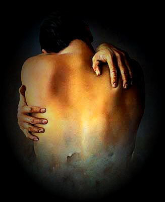 hombre abrazo imaginario.jpg