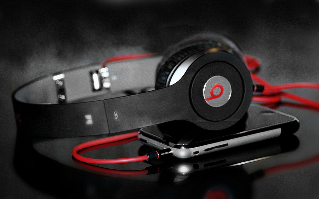 iphone_beats-1280x800.jpg