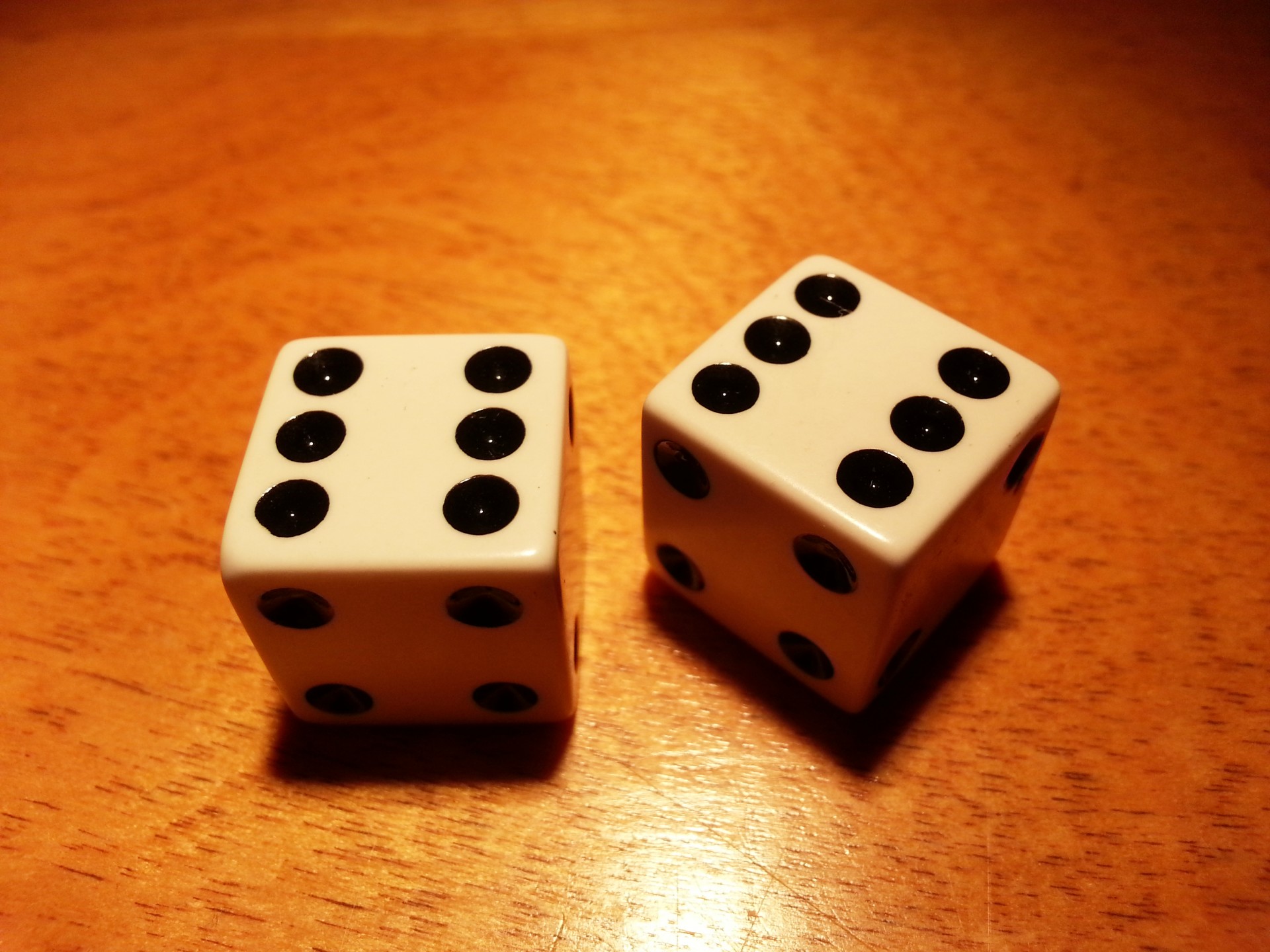 two-dices.jpg