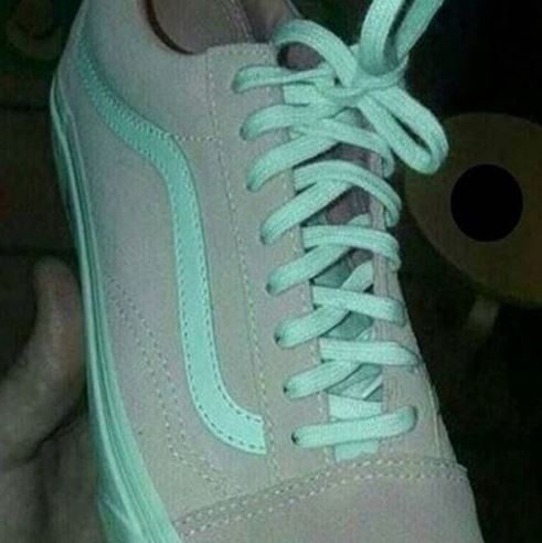 pinkwhite.JPG