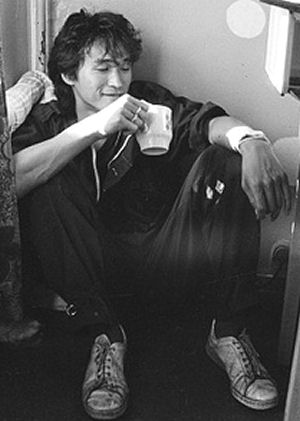 Victor_Tsoi_1986_cropped.jpg