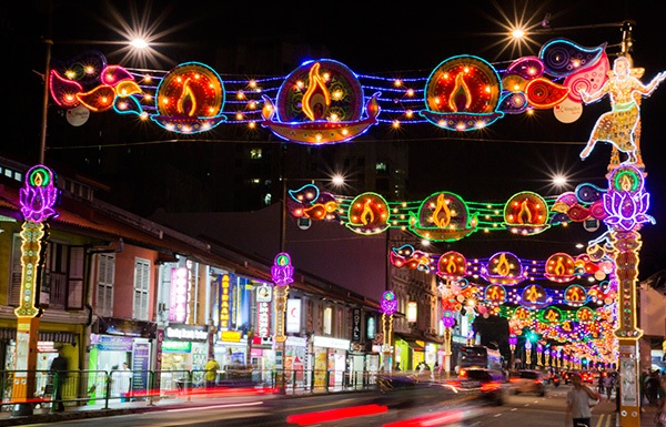 deepavali-street-light-decorations-deepavali-diwali-2013-little-india-singapore.jpg