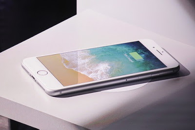 iPhone-8-iPhone-8-Plus-Finally-Launched-With-Wireless-Charging_2.jpg