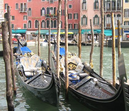 Gondolas.jpg