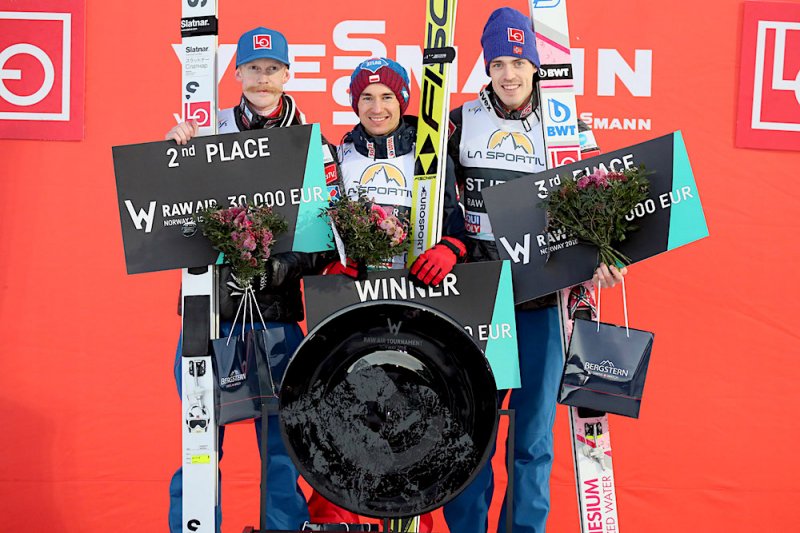 podium1_2018-03-18_07-13-42.jpg